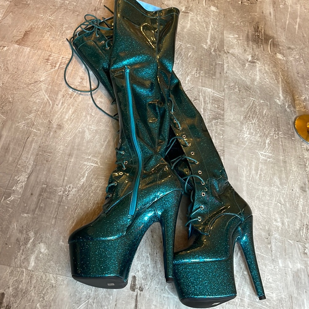 NEVER WORN Hella Heels out of stock thigh high boots